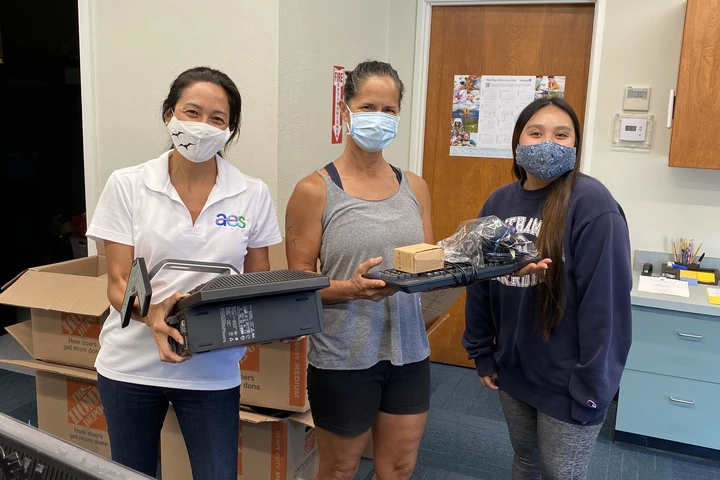 Hawaii Supports Community Photo