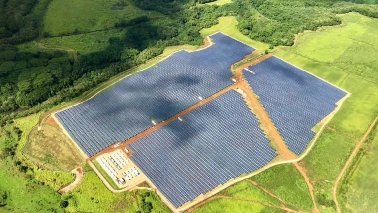 Hawaii solar + storage